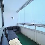 Cozy Next To Metro & Mall * Εσπού